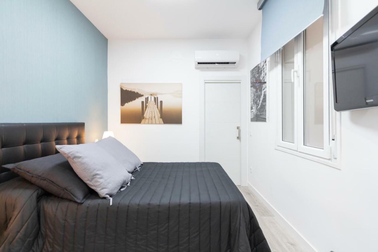 Plaza Mayor Apartment Madrid Exterior photo