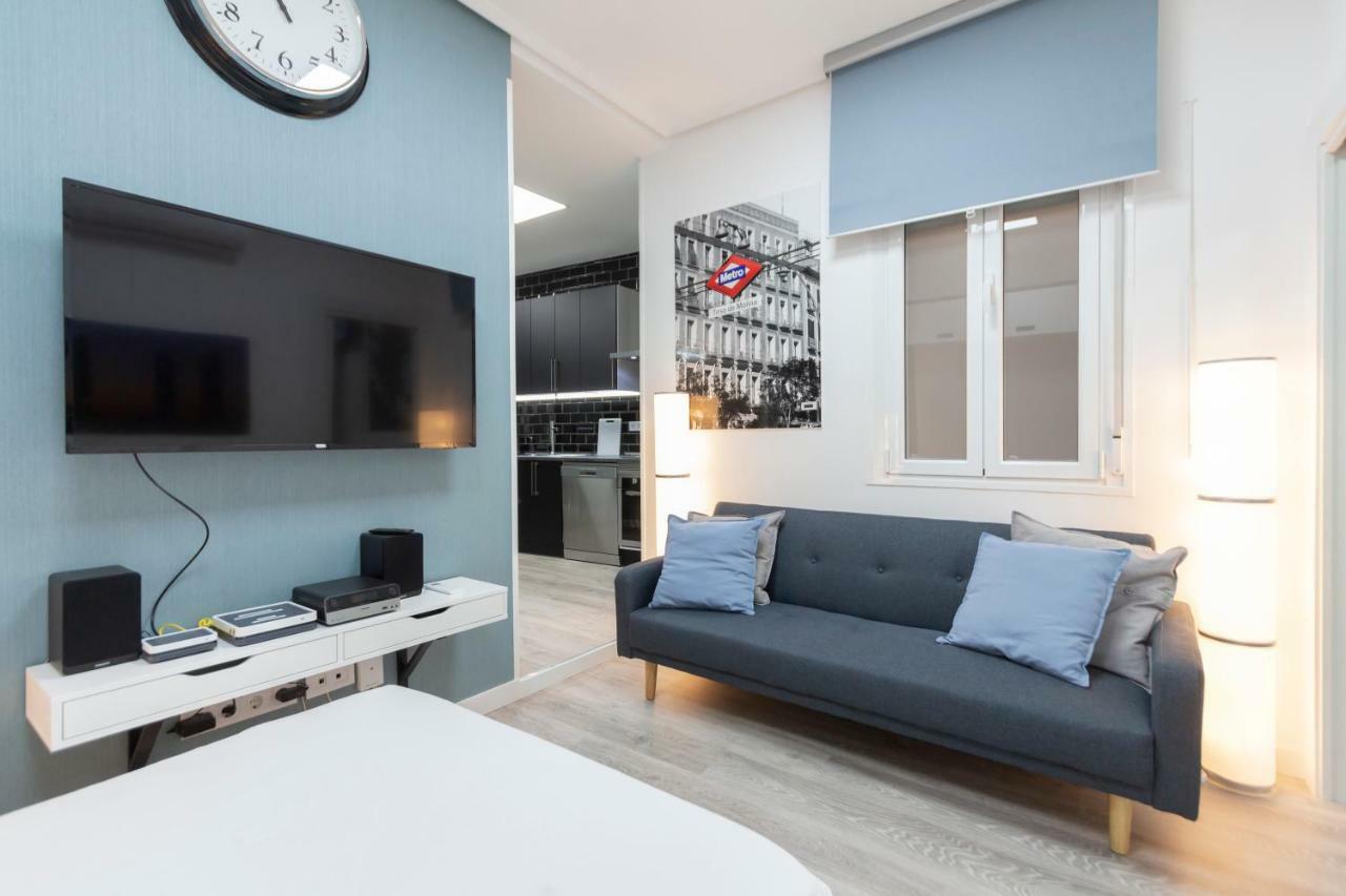 Plaza Mayor Apartment Madrid Exterior photo