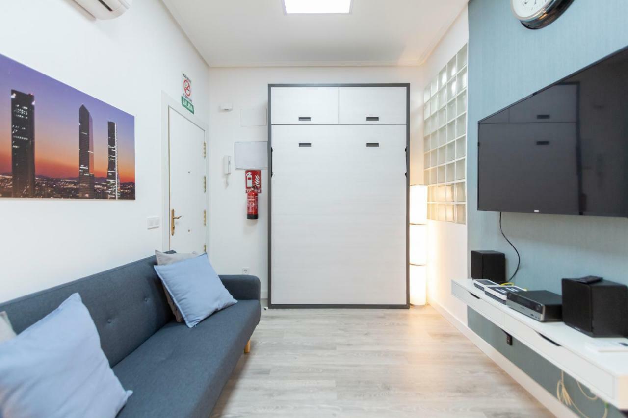 Plaza Mayor Apartment Madrid Exterior photo