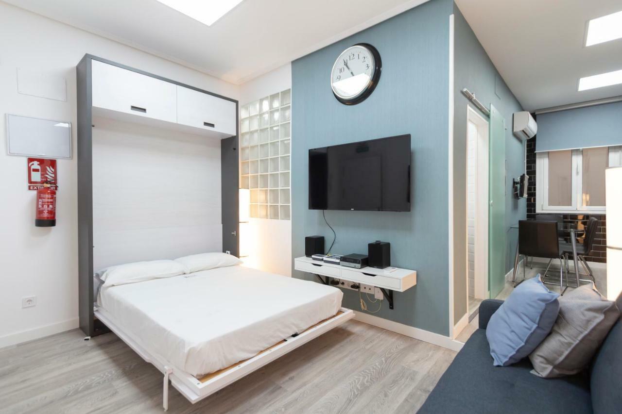 Plaza Mayor Apartment Madrid Exterior photo